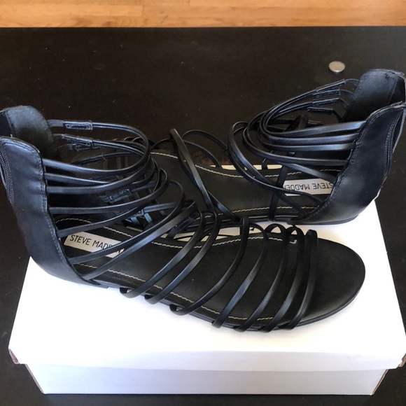 wallis sandals new in